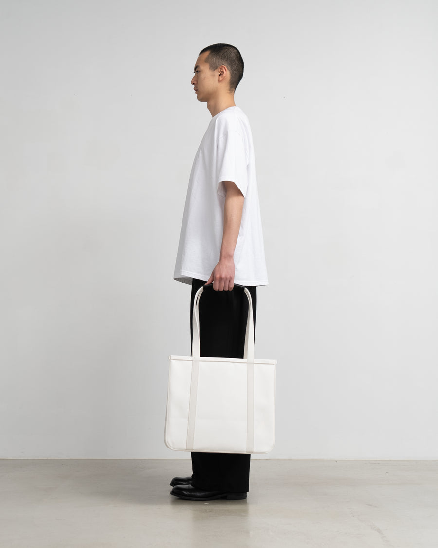 FR02 / FRAME TOTE