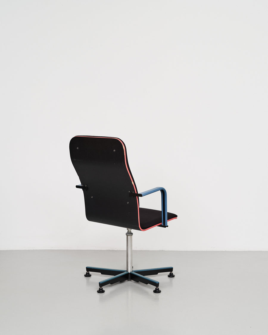 Sirkus Office Armchair Designed by Yrjö Kukkapuro for Avarte 1981